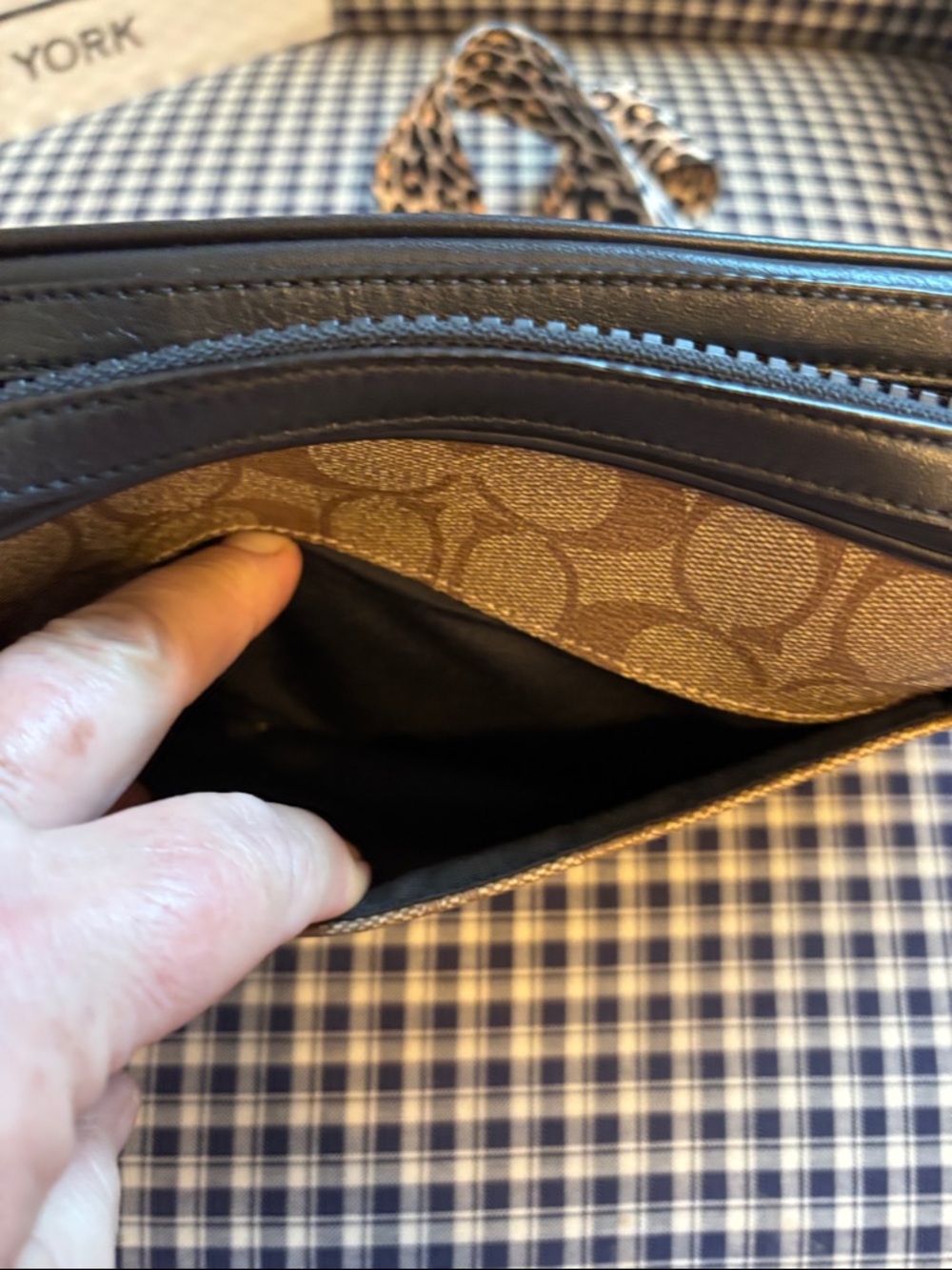 Coach Graham Signature Canvas Crossbody Bag in Tan & Brown - Picture 5 of 13